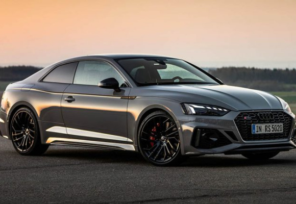 پشت فرمان آئودی RS5 کوپه 2020 جدید