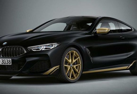 رخ‌نمایی ب‌ام‌و سری ۸ گلدن تاندر ادیشن، خاص و باابهت