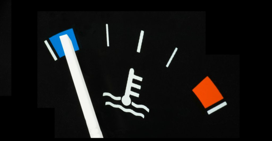 دلیل بالا رفتن امپر اب خودرو هنگام استفاده از کولر