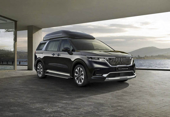 پرده‌برداری از نسخه لوکس‌تر کیا کارنیوال با کابین چهارنفره