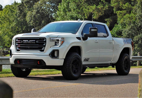 وانت پیکاپ GMC سیرا جکال برای رقابت با فورد رپتور معرفی شد