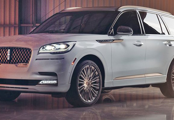 معرفی طرح پیش تولید از شاسی بلند لوکس لینکلن شینولا 