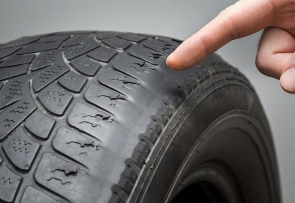 عوامل لاستیک سایی خودرو