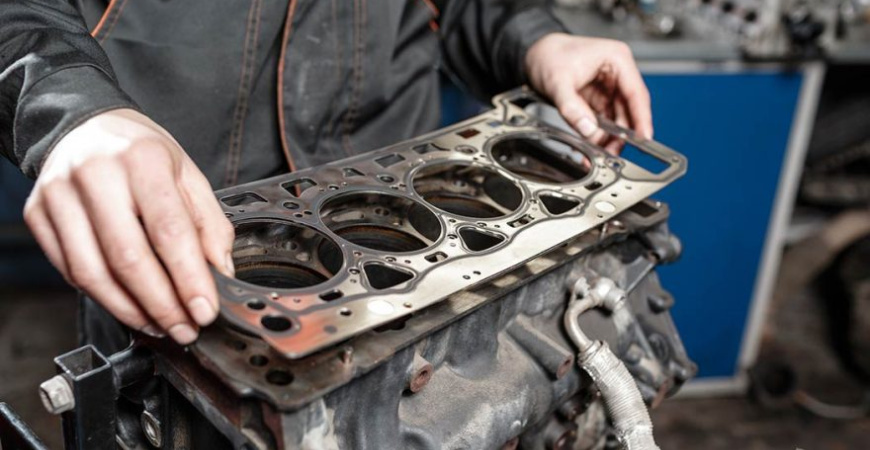 چه عواملی باعث سوختن واشر سرسیلندر می شوند؟