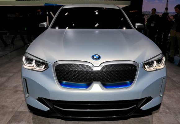 لو رفتن تصاویر ب‌ام‌و iX3 تولیدی پیش از معرفی رسمی